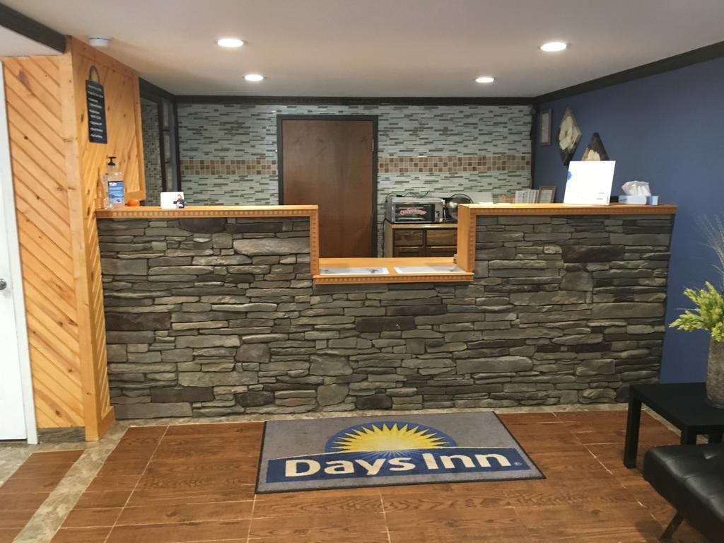 Days Inn By Wyndham Lavonia Zewnętrze zdjęcie
